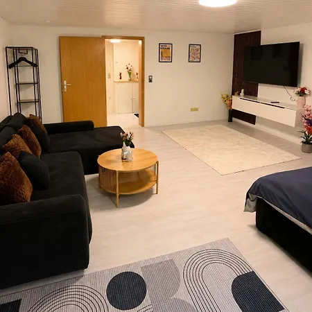Cozy Quiet For 6 Guests Dietzenbach